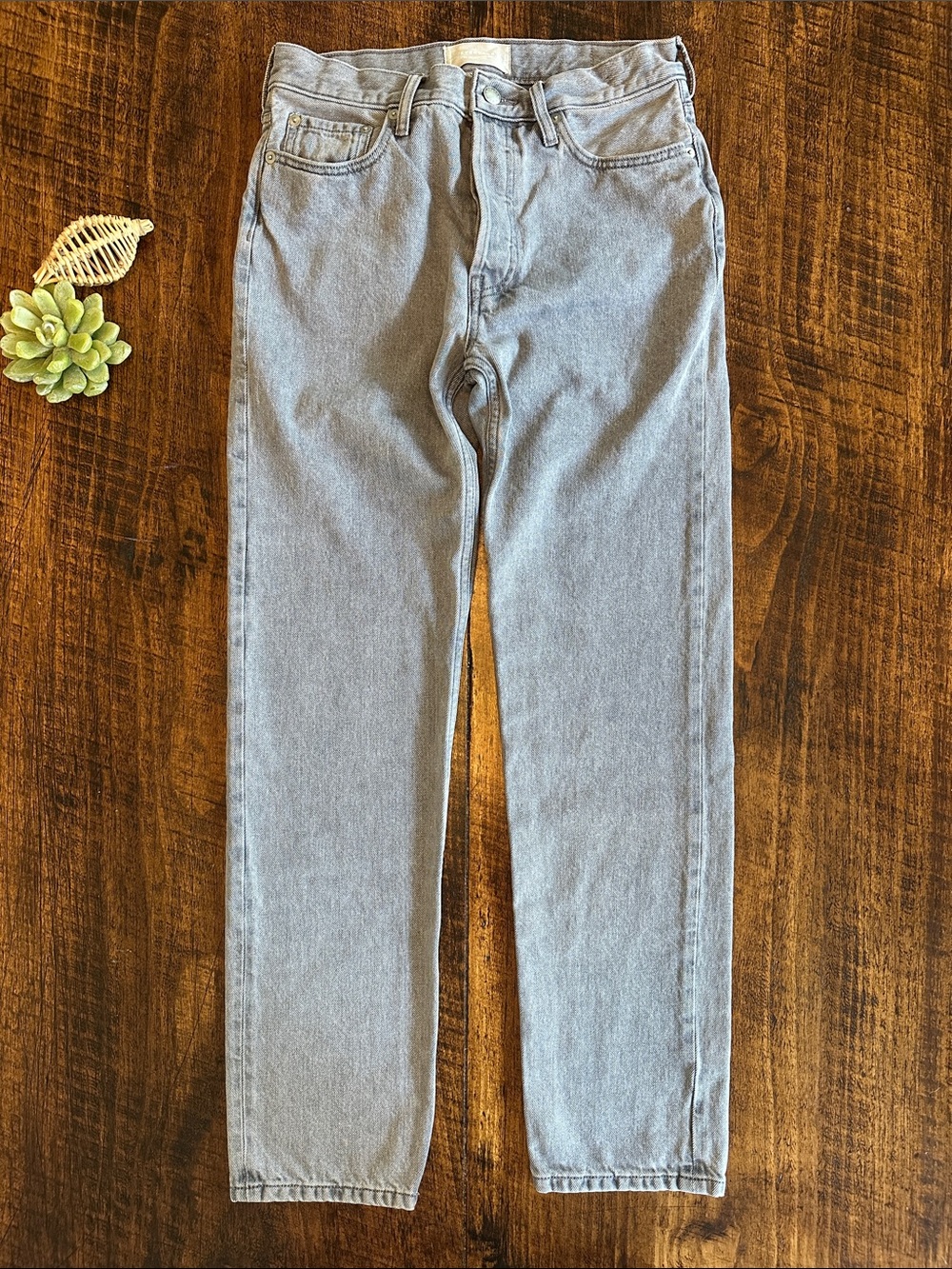 Everlane | The Relaxed Straight Jean in Grey Wash, Organic Cotton, Size 25L